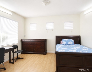 13508 Evergreen Street - Photo Thumbnail 17
