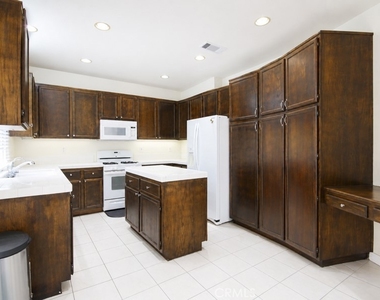 13508 Evergreen Street - Photo Thumbnail 10