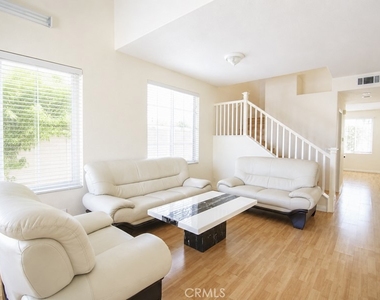 13508 Evergreen Street - Photo Thumbnail 3
