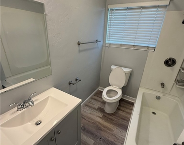 1148 Bobbett Drive - Photo Thumbnail 4