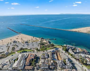 2824 Ocean Boulevard - Photo Thumbnail 30