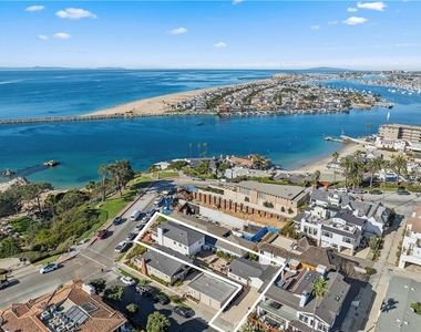 2824 Ocean Boulevard - Photo Thumbnail 28