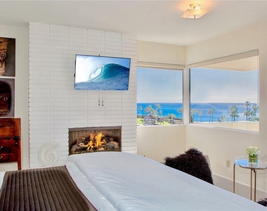 2824 Ocean Boulevard - Photo Thumbnail 13