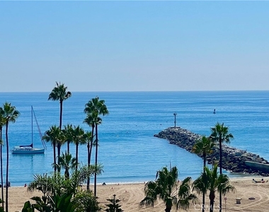 2824 Ocean Boulevard - Photo Thumbnail 19
