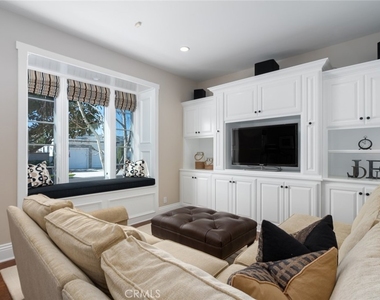 1412 Seacrest Drive - Photo Thumbnail 17