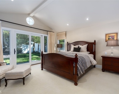 1412 Seacrest Drive - Photo Thumbnail 22