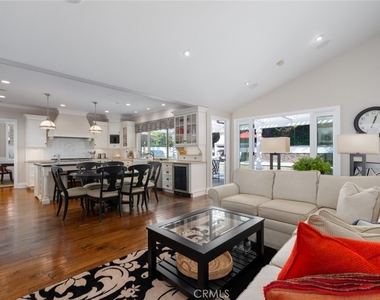 1412 Seacrest Drive - Photo Thumbnail 16