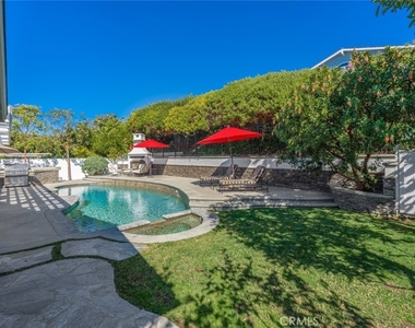 1412 Seacrest Drive - Photo Thumbnail 35