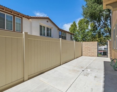 28067 Calle Bonita - Photo Thumbnail 27