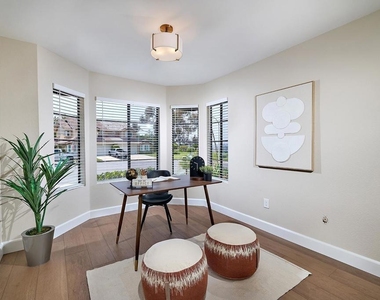 3045 Greenwich Street - Photo Thumbnail 13