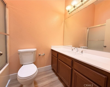 22511 Radnor Lane - Photo Thumbnail 15