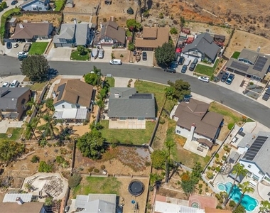 8250 Whispering Tree - Photo Thumbnail 40