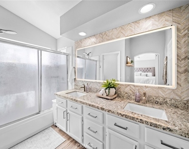 5802 Applecross Drive - Photo Thumbnail 29