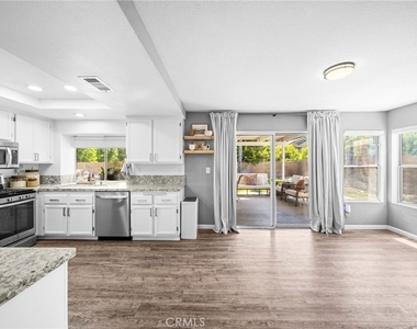 5802 Applecross Drive - Photo Thumbnail 11
