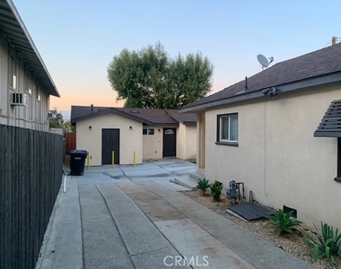 25462 Cole Street - Photo Thumbnail 14