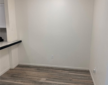 2200 Cedro Court - Photo Thumbnail 3