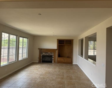3753 Elderberry Circle - Photo Thumbnail 12