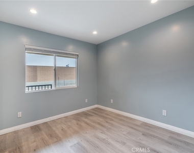 1400 Leland Way - Photo Thumbnail 23