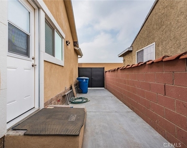 1400 Leland Way - Photo Thumbnail 25