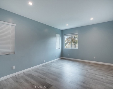 1400 Leland Way - Photo Thumbnail 16