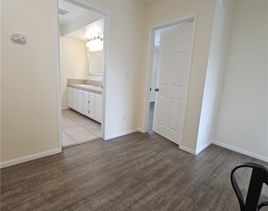 8041 Puritan - Photo Thumbnail 16