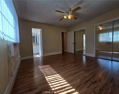 1035 Western - Photo Thumbnail 20
