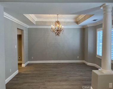 746 W Huntington - Photo Thumbnail 6
