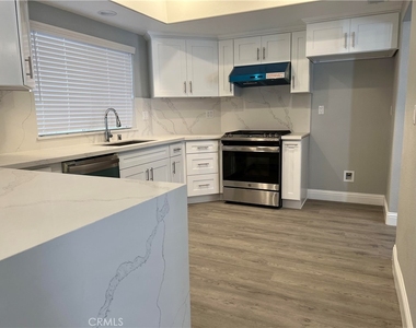 746 W Huntington - Photo Thumbnail 16