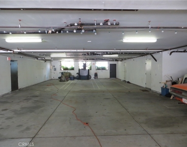 5555 Carpenter - Photo Thumbnail 27
