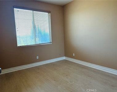 5555 Carpenter - Photo Thumbnail 18