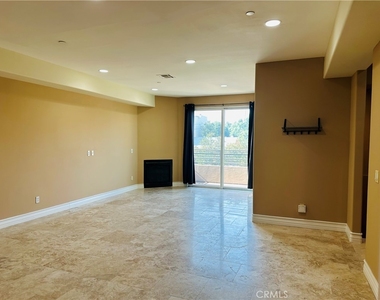5555 Carpenter - Photo Thumbnail 5