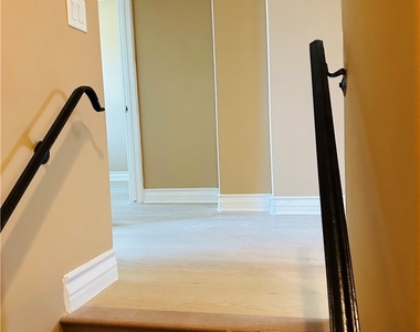 5555 Carpenter - Photo Thumbnail 11