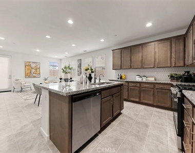 2972 E Calgary - Photo Thumbnail 18