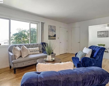 632 Shaddick - Photo Thumbnail 5