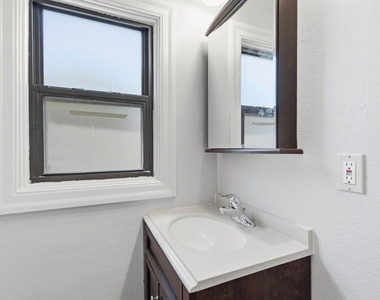 155 South Washington Avenue - Photo Thumbnail 16