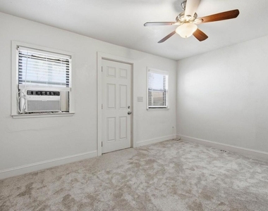 155 South Washington Avenue - Photo Thumbnail 10