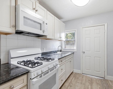 155 South Washington Avenue - Photo Thumbnail 13