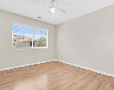 880 Woodsong Lane - Photo Thumbnail 35