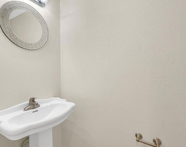 880 Woodsong Lane - Photo Thumbnail 22