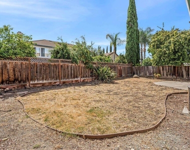 880 Woodsong Lane - Photo Thumbnail 50