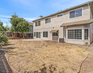 880 Woodsong Lane - Photo Thumbnail 52
