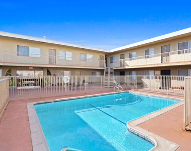 14108 Doty Avenue - Photo Thumbnail 1