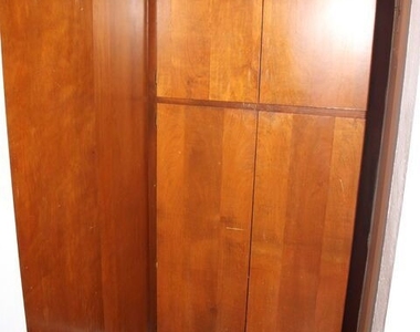 14108 Doty Avenue - Photo Thumbnail 11