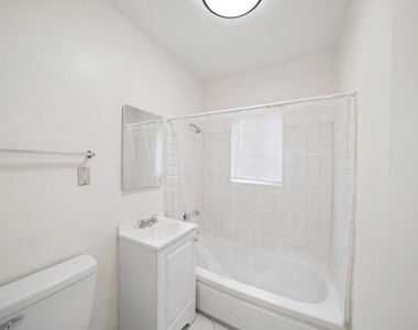 8633 Denver Avenue - Photo Thumbnail 9