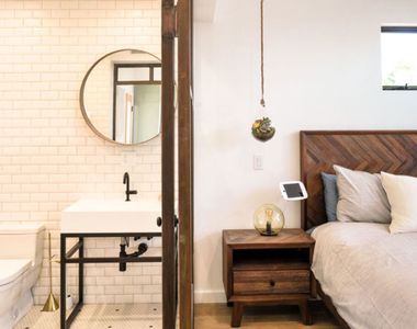 717 N El Centro Avenue - Photo Thumbnail 10