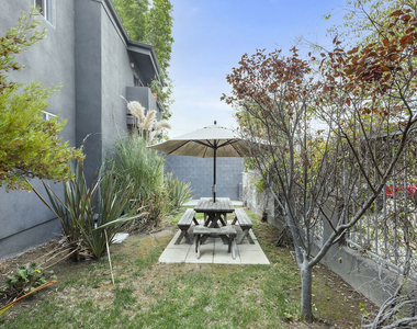 2714 Auburn Street - Photo Thumbnail 23