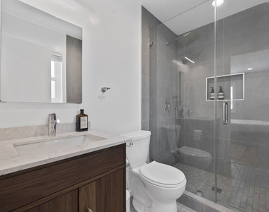 2714 Auburn Street - Photo Thumbnail 18