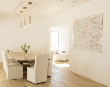 1330 Londonderry Place - Photo Thumbnail 7
