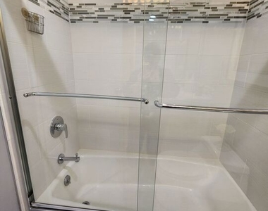10660 Wilshire Boulevard - Photo Thumbnail 15