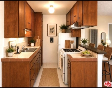 12300 Pacific Avenue - Photo Thumbnail 2